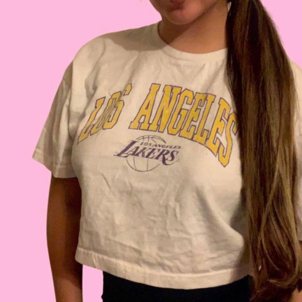 Lakers Top